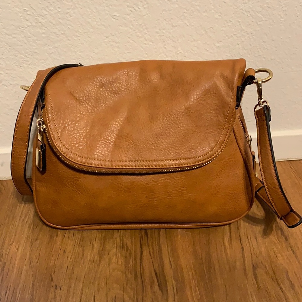 Brown Hobo Bag ✨with adjustable/removable strap✨